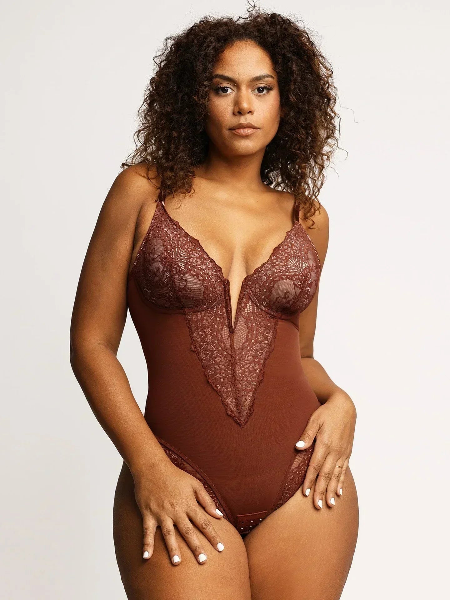 Diana | Bodysuit med djup v-ringning